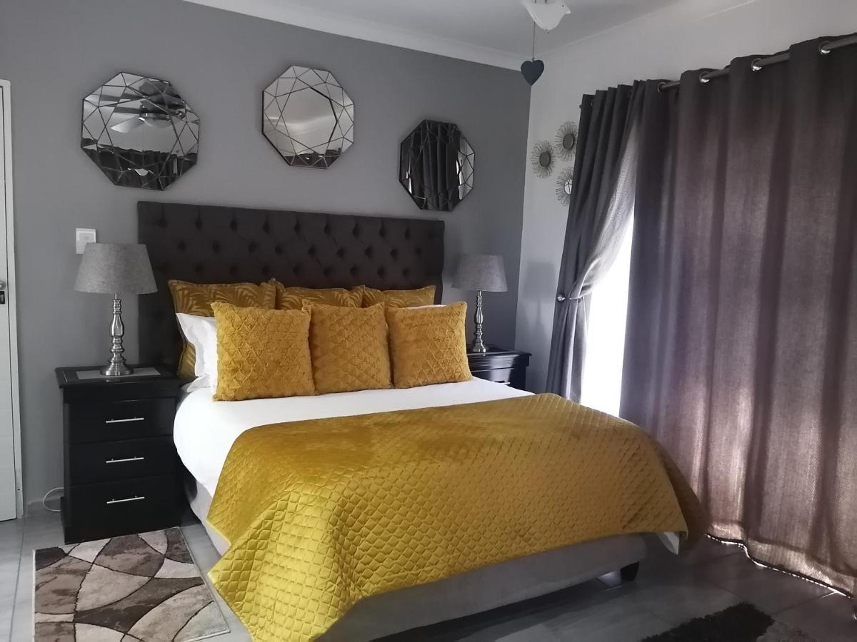 Roxy'S Rest Guest House Vanderbijlpark Εξωτερικό φωτογραφία