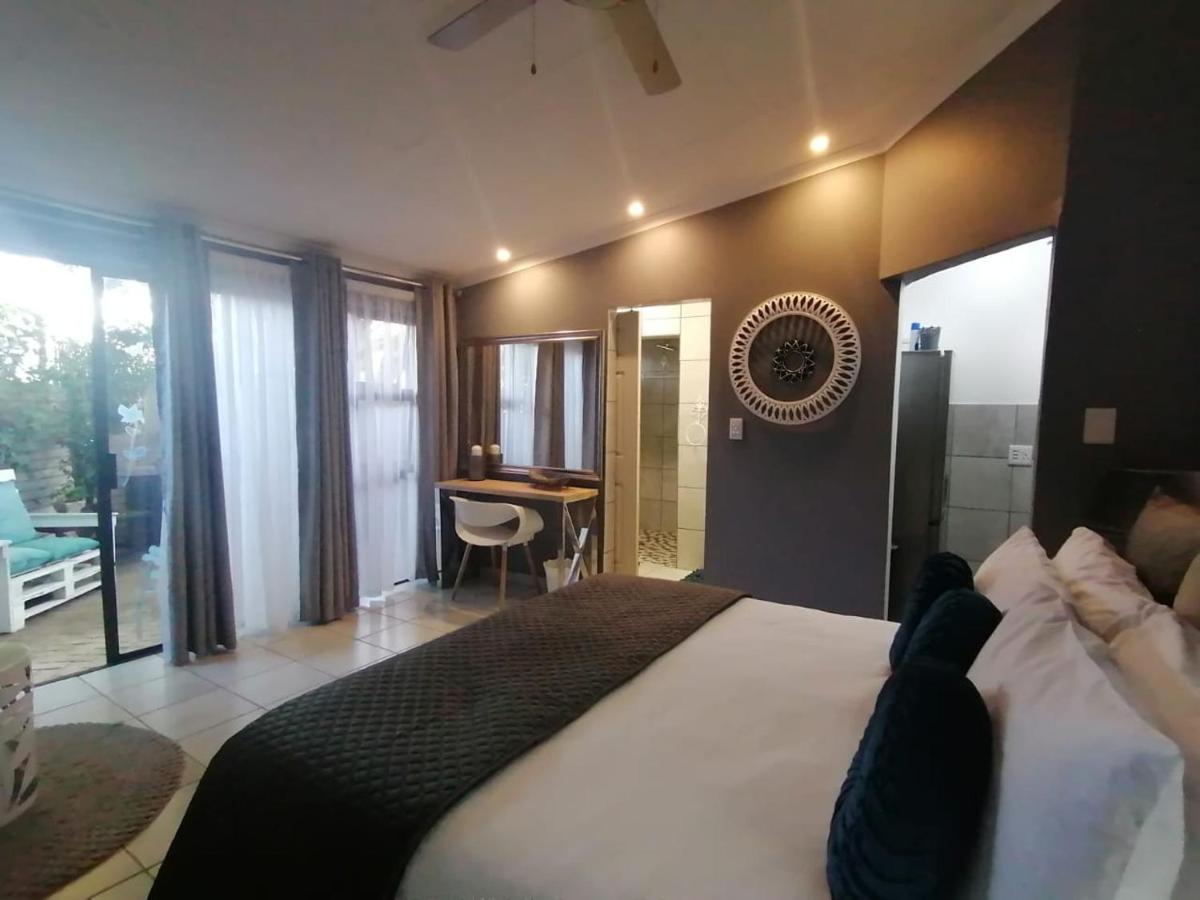 Roxy'S Rest Guest House Vanderbijlpark Εξωτερικό φωτογραφία